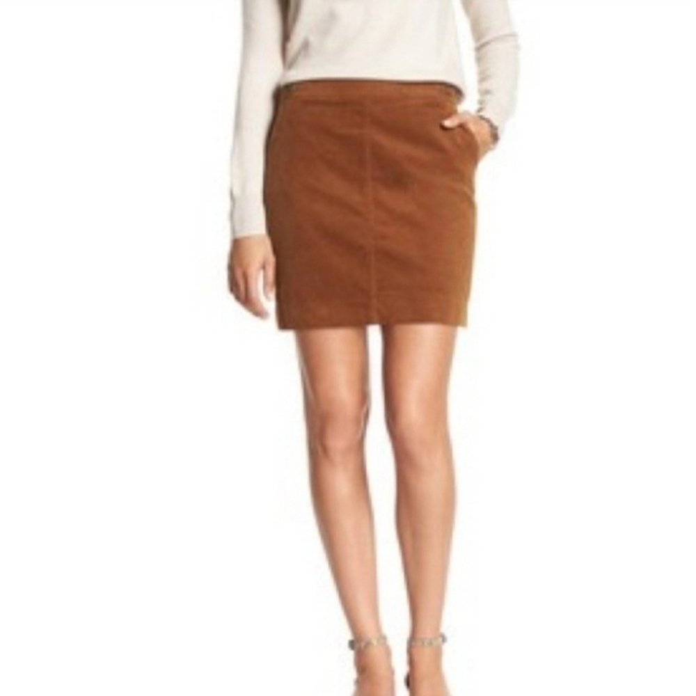 Banana Republic Corduroy Brown Mini Skirt Women's Size 4 Pockets Neutral Retro